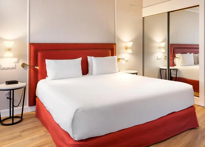 Hotel Exe Macarena 4*